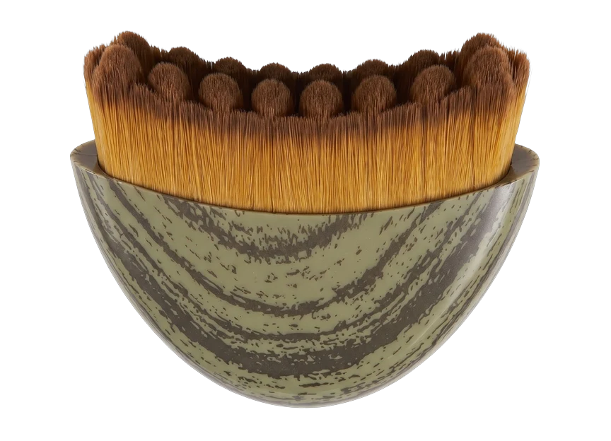 V-Lift Sculpt, escova em meia-lua de madeira rajada com cerdas naturais